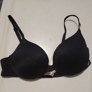 La SENZA Black Full-Coverage Bra with Adjustable Straps Body Kiss 34A NWT